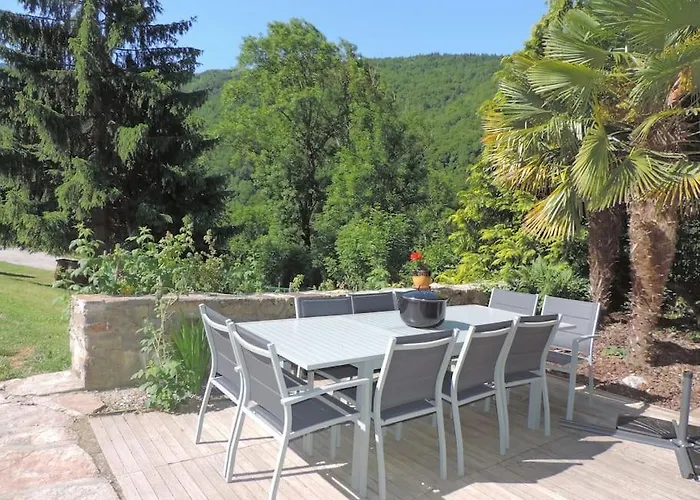 D'aure. Classe En Meuble 4 Etoiles. * Cazaux-Debat