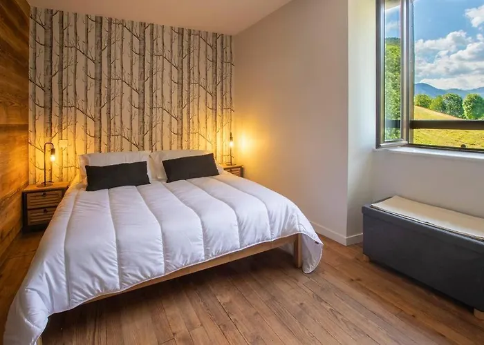 Vakantiehuis D'aure. Classe En Meuble 4 Etoiles. *