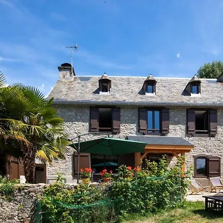 D'aure. Classé En Meublé 4 étoiles. *